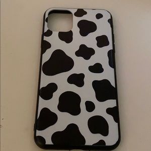 iphone 11 pro max cow print case 😘